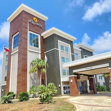 La Quinta By Wyndham Pearsall Extérieur photo
