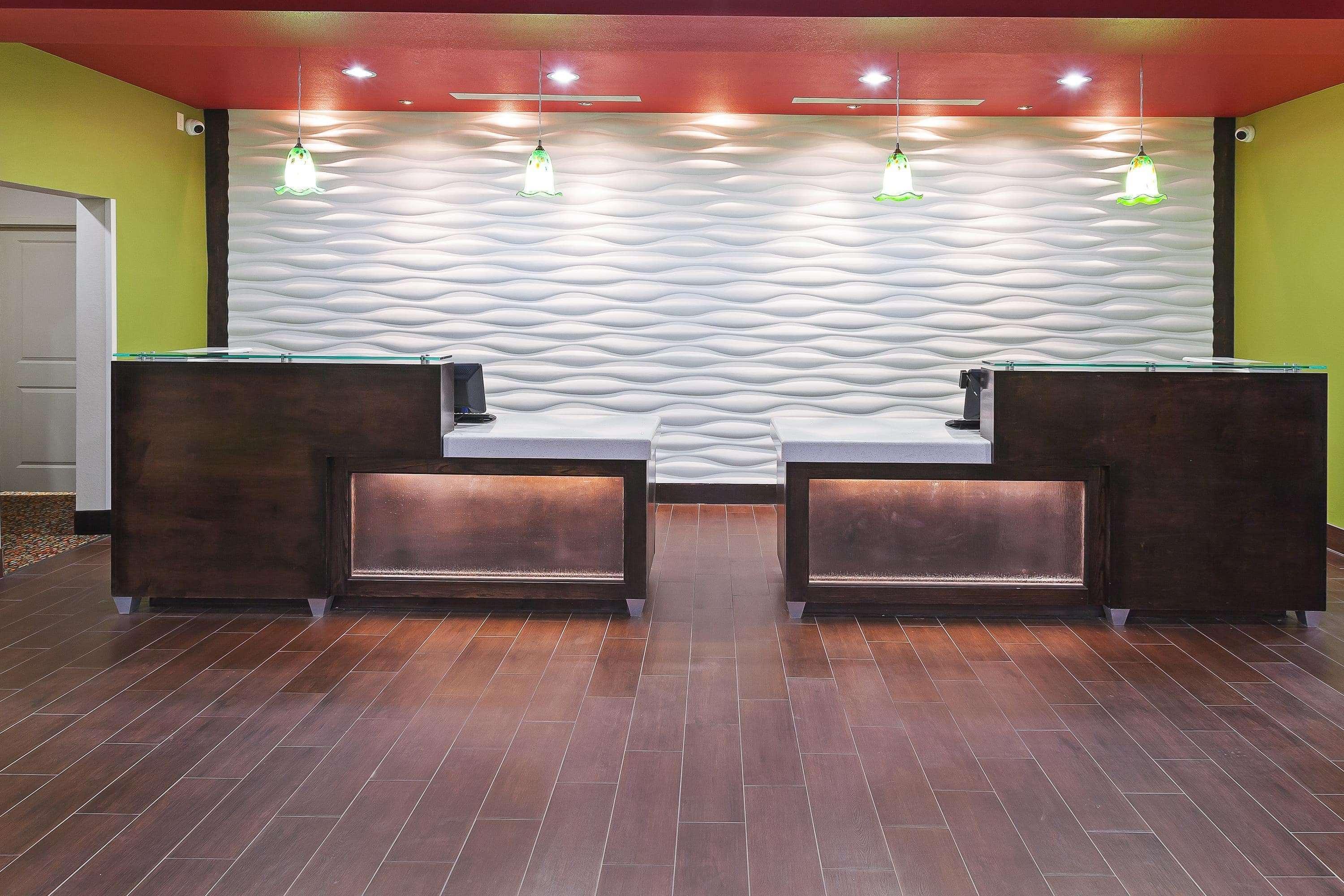 La Quinta By Wyndham Pearsall Extérieur photo