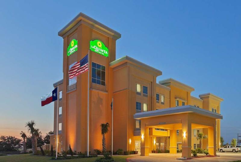 La Quinta By Wyndham Pearsall Extérieur photo