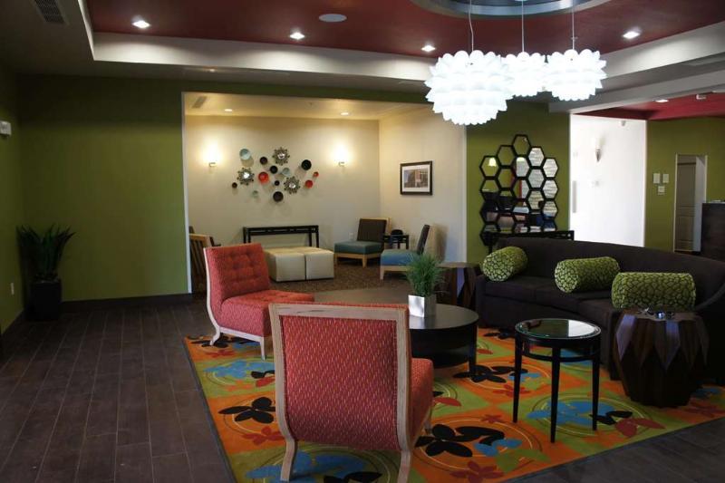 La Quinta By Wyndham Pearsall Extérieur photo