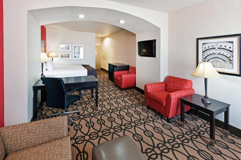 La Quinta By Wyndham Pearsall Extérieur photo
