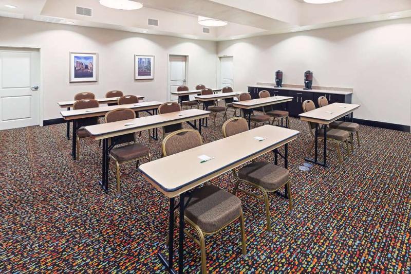 La Quinta By Wyndham Pearsall Extérieur photo